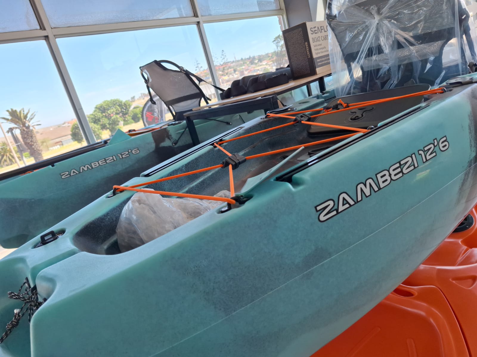 KAYAKS - Image 8