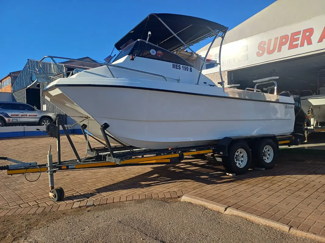 625 Gamefish Twin 140HP Suzuki