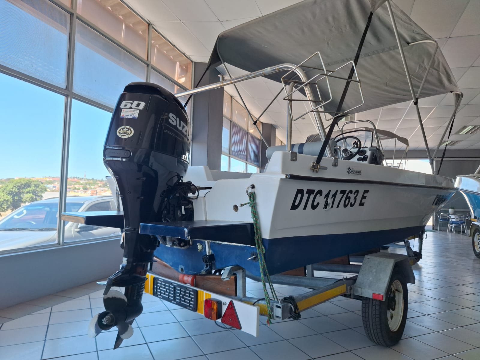 5.0M CENTER CONSOLE BOAT ON TRAILER WITH DF60ATL SUZUKI 4-STROKE
